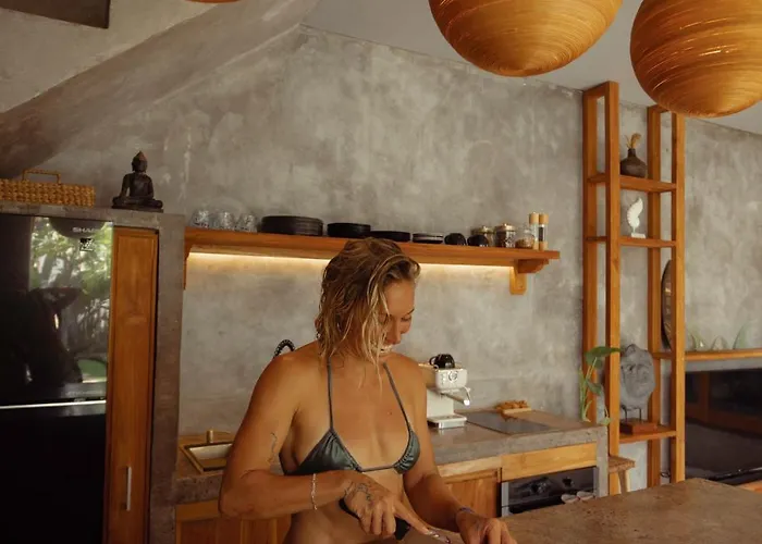 Villa Buena Surf Culture Jungle Escape In Bingin Uluwatu